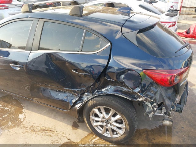 Продаж на аукціоні авто 2015 Mazda Mazda3 I Touring, vin: JM1BM1L7XF1257391, номер лоту: 43732259