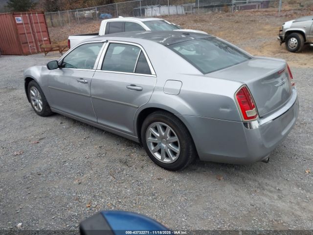 2011 CHRYSLER 300 2C3CA4CG8BH524591 Photo 2