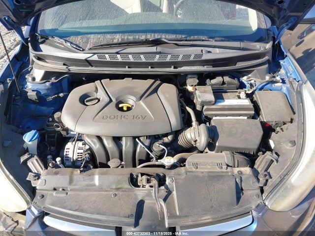 2016 HYUNDAI ELANTRA 5NPDH4AE7GH684716 Photo 9