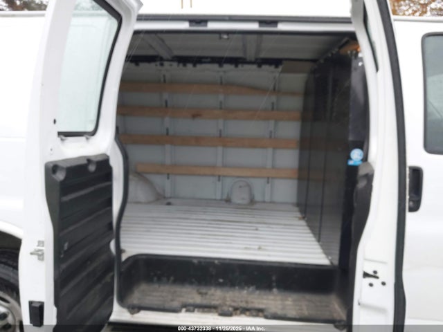 Auction sale of the 2023 Chevrolet Express Cargo Rwd 2500 Regular Wheelbase Wt, vin: 1GCWGAFP5P1230752, lot number: 43732338