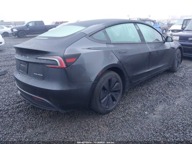 2024 TESLA MODEL 3 5YJ3E1EB2RF736726 Photo 3
