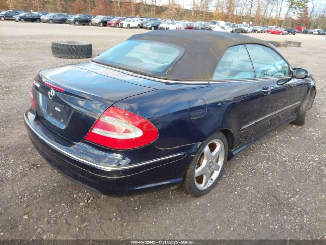 2004 MERCEDES-BENZ CLK 500 WDBTK75GX4T026338 Photo 3