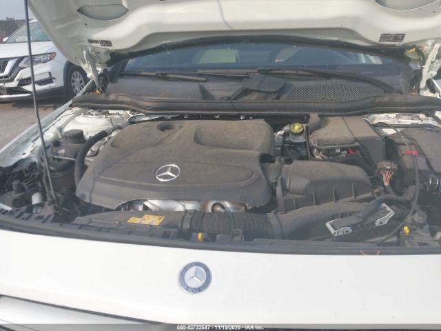 2017 MERCEDES-BENZ GLA 250 WDCTG4GB5HJ340252 Photo 9