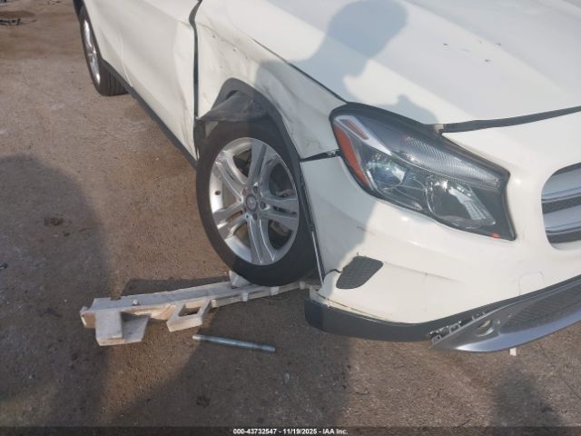 2017 MERCEDES-BENZ GLA 250 WDCTG4GB5HJ340252 Photo 5