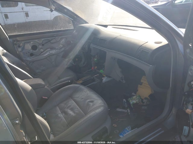 2004 Volkswagen Passat W8 მანქანა იყიდება აუქციონზე, vin: WVWKK63B14P106005, აუქციონის ნომერი: 43732594