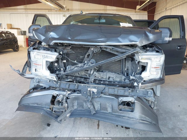 1FTFW1EGXJFB59725 Ford F-150 Lariat