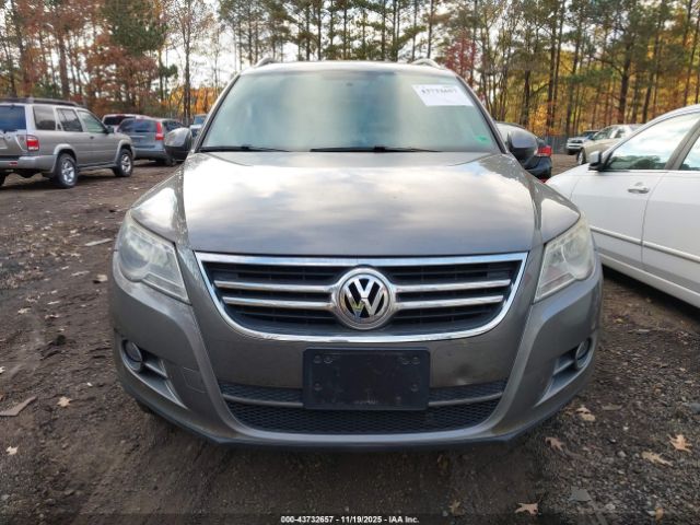 2011 VOLKSWAGEN TIGUAN WVGBV7AX8BW519050 Photo 5