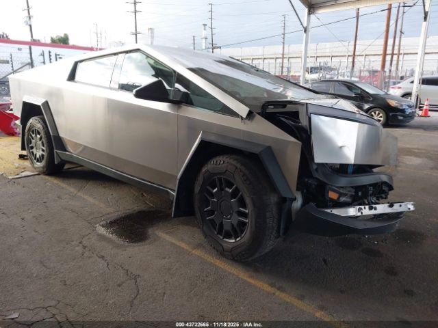2024 TESLA CYBERTRUCK 7G2CEHED1RA038421