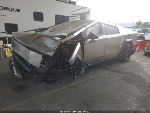 2024 TESLA CYBERTRUCK 7G2CEHED1RA038421 Photo 1