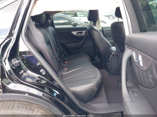 2016 INFINITI QX70 JN8CS1MU4GM671205 Photo 7