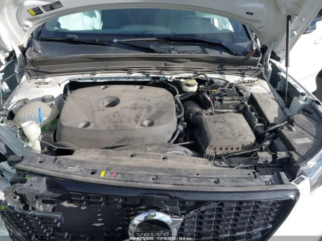 2021 VOLVO XC40 YV4162UMXM2572423 Photo 9