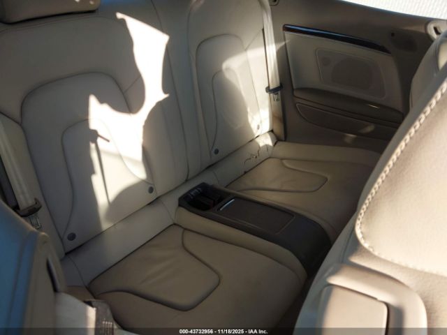 2011 AUDI A5 WAUJFAFH2BN002700 Photo 7