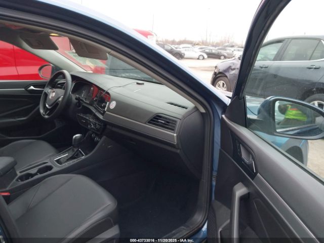 2020 VOLKSWAGEN JETTA 3VWC57BU0LM077733 Photo 4