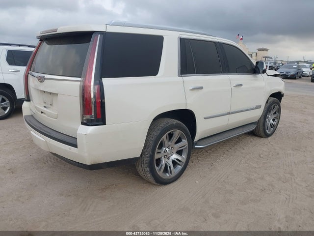 2015 CADILLAC ESCALADE 1GYS3MKJ8FR681455 Photo 3