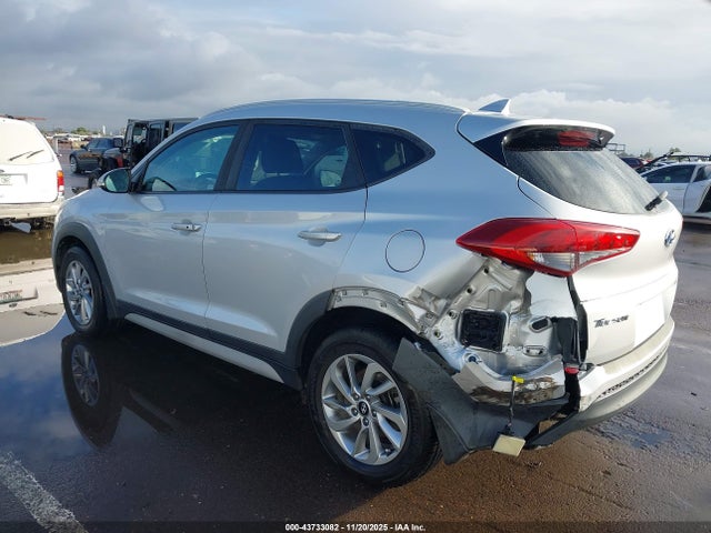 KM8J33A41JU728060 Hyundai Tucson Sel Plus