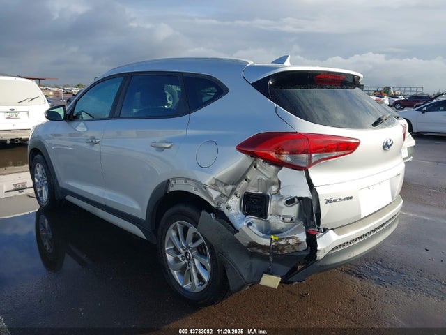 KM8J33A41JU728060 Hyundai Tucson Sel Plus