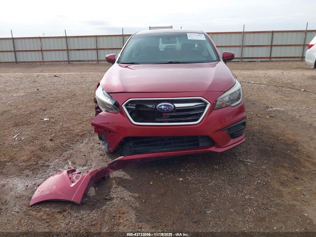 43733086 :رقم المزاد ، 4S3BNAC6XJ3036648 vin ، 2018 Subaru Legacy 2.5i Premium مزاد بيع