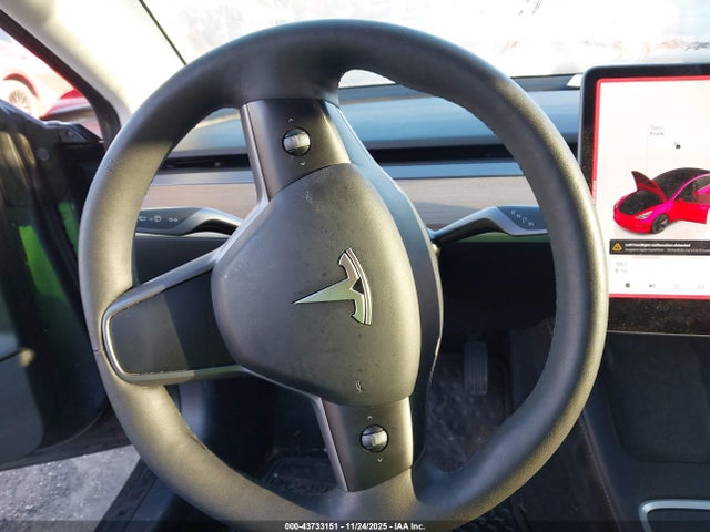 Продаж на аукціоні авто 2023 Tesla Model 3 Rear-wheel Drive, vin: 5YJ3E1EA4PF699229, номер лоту: 43733151