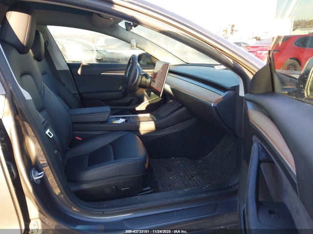 2023 TESLA MODEL 3 5YJ3E1EA4PF699229 Photo 4