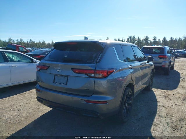 2023 MITSUBISHI OUTLANDER JA4J4UA86PZ039549 Photo 3