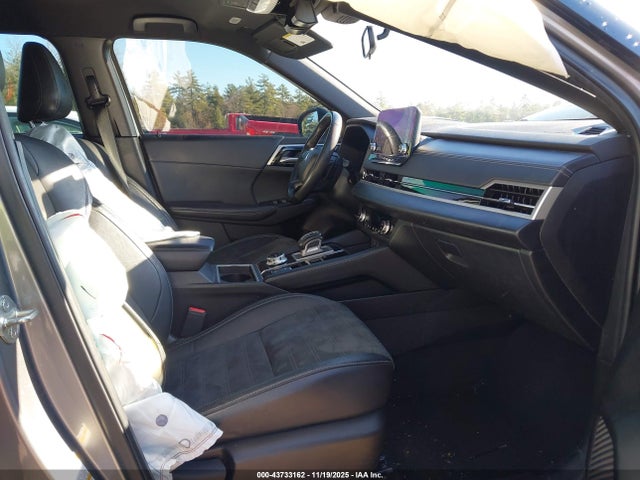 2023 MITSUBISHI OUTLANDER JA4J4UA86PZ039549 Photo 4