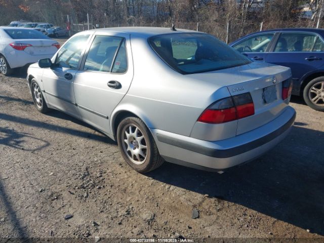 2001 SAAB 9-5 YS3ED48E613050959 Photo 2
