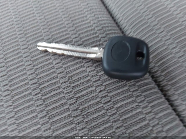 2005 TOYOTA CAMRY 4T1BE32KX5U408768 Photo 10