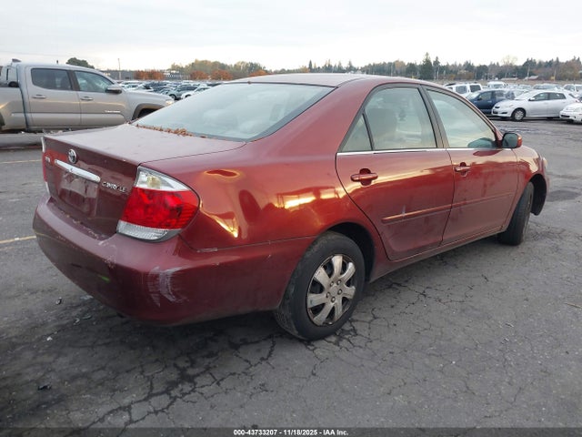 2005 TOYOTA CAMRY 4T1BE32KX5U408768 Photo 3
