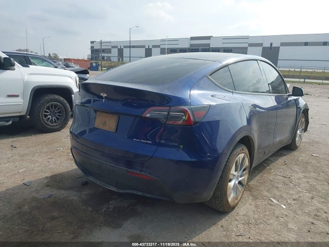2023 TESLA MODEL Y 7SAYGDEE6PA025698 Photo 3