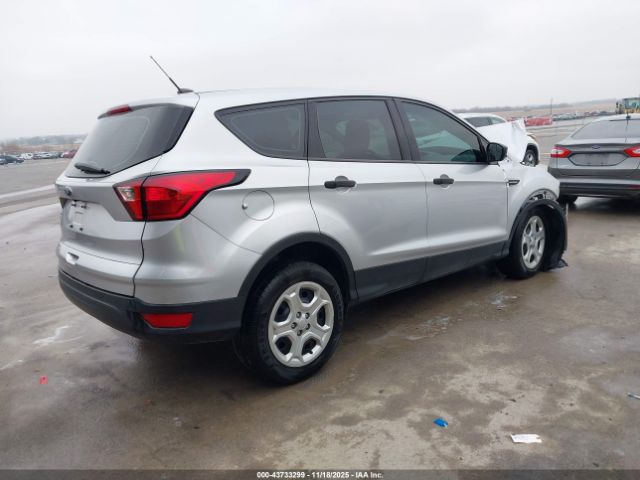 2019 FORD ESCAPE 1FMCU0F79KUB01762 Photo 3