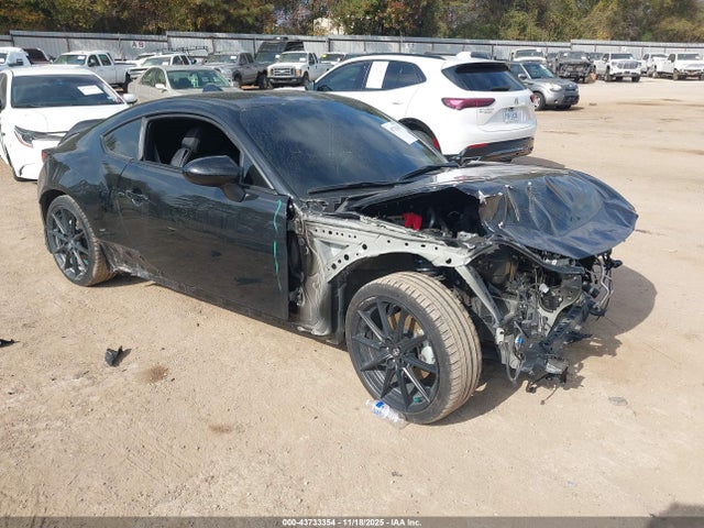 2024 TOYOTA GR86 JF1ZNBE16R8757415