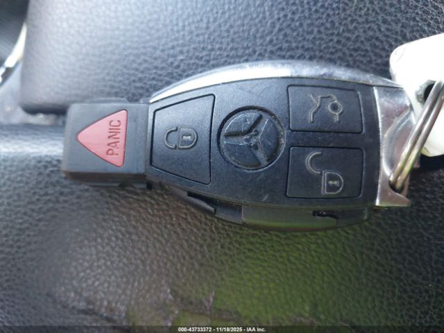 2011 MERCEDES-BENZ E 350 WDDKK5GF8BF082690 Photo 10