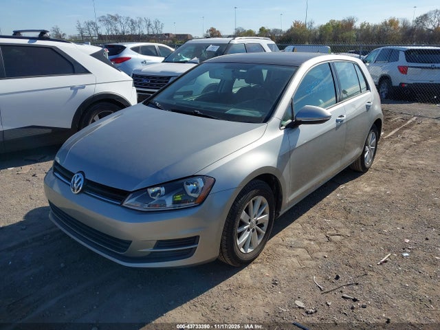 Продажа на аукционе авто 2015 Volkswagen Golf Tsi S 4-door, vin: 3VW217AU2FM018468, номер лота: 43733390