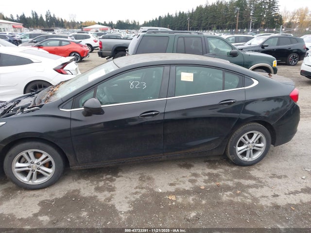 1G1BE5SM0J7209683 Chevrolet Cruze Lt Auto