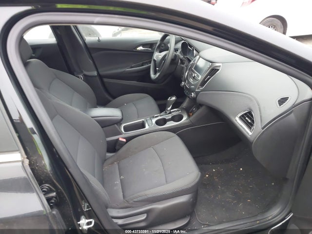 1G1BE5SM0J7209683 Chevrolet Cruze Lt Auto