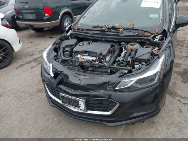 1G1BE5SM0J7209683 Chevrolet Cruze Lt Auto