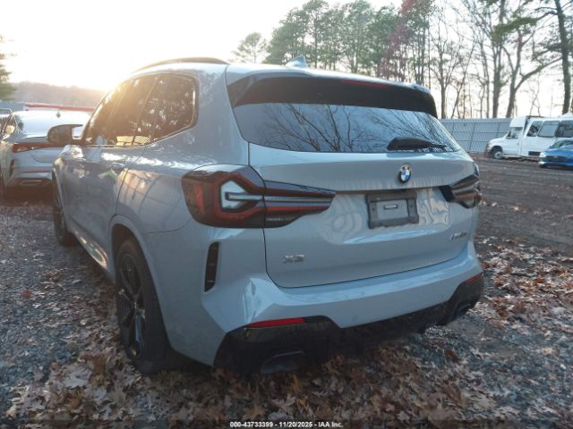 2022 BMW X3 5UX83DP01N9J71526 Photo 2