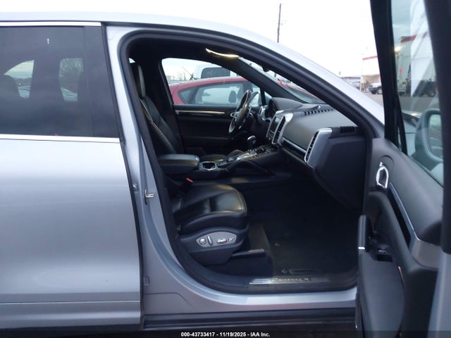 2016 PORSCHE CAYENNE E-HYBRID WP1AE2A24GLA60985 Photo 4