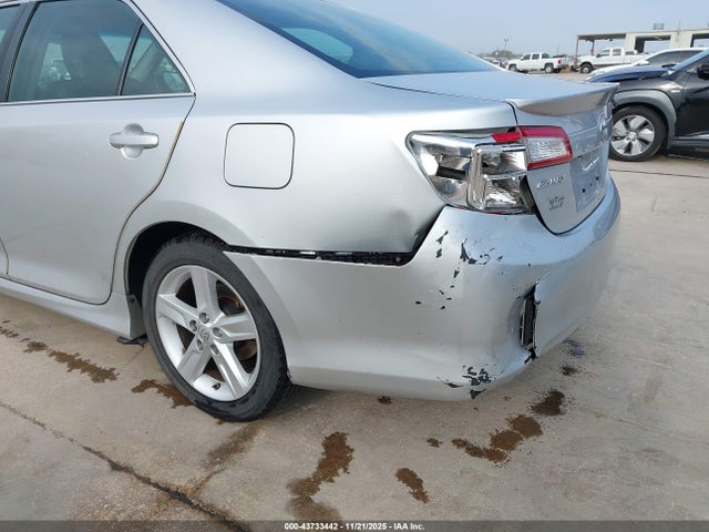 Aukcja sprzedaży 2014 Toyota Camry Se, vin: 4T1BF1FK9EU450716, numer aukcji: 43733442