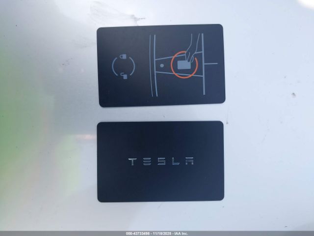 2023 TESLA MODEL Y 7SAYGDEF8PF700852 Photo 10