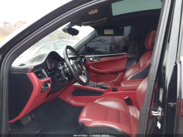 2015 PORSCHE MACAN WP1AB2A58FLB55082 Photo 4