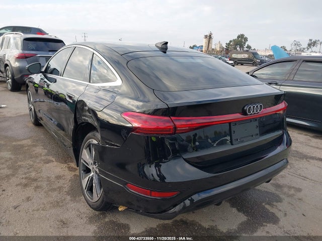 2025 AUDI A6 E-TRON WAU2CAGH2SA025588 Photo 2