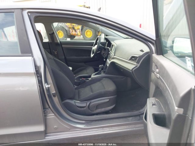 2019 HYUNDAI ELANTRA 5NPD74LF1KH401552 Photo 4