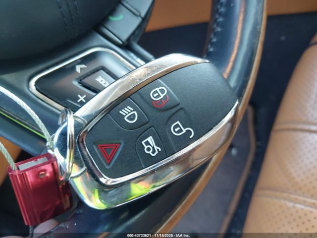 2011 JAGUAR XJ SAJWA2GB9BLV13390 Photo 10