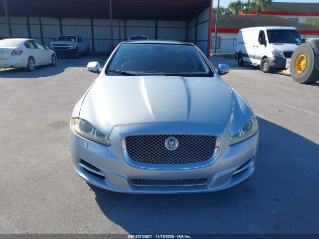 2011 JAGUAR XJ SAJWA2GB9BLV13390 Photo 5