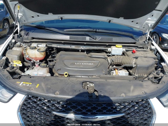 2022 CHRYSLER PACIFICA HYBRID 2C4RC1L76NR205543 Photo 9