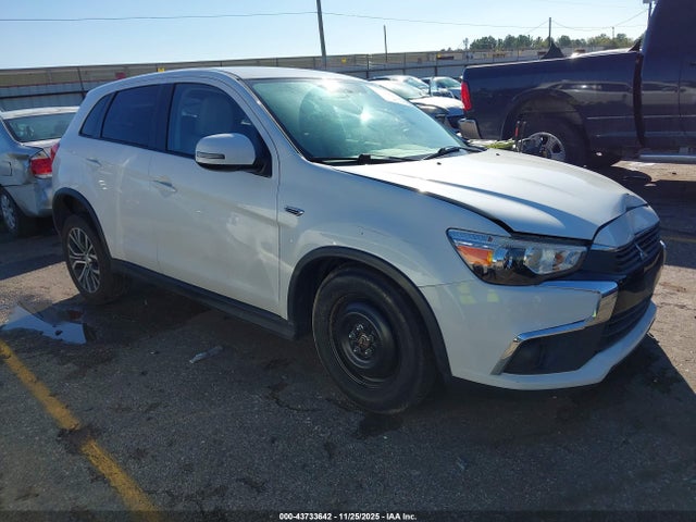 2017 MITSUBISHI OUTLANDER SPORT JA4AP3AU3HZ008615 Photo 0