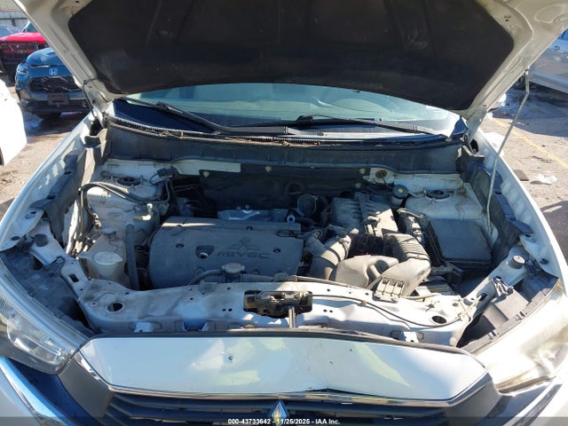 2017 MITSUBISHI OUTLANDER SPORT JA4AP3AU3HZ008615 Photo 9