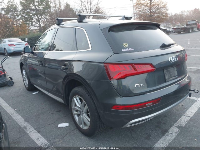 2020 AUDI Q5 WA1ANAFY1L2041846 Photo 2