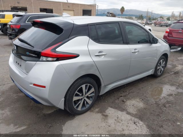 2022 NISSAN LEAF 1N4BZ1BV8NC553486 Photo 3